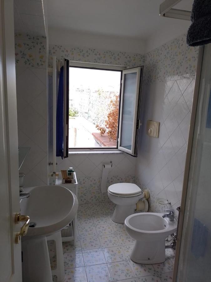 Uno Sguardo Sui Tetti Apartment เนเปิลส์ ภายนอก รูปภาพ